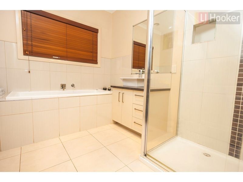 277 Waterview Blvd, Craigieburn VIC 3064