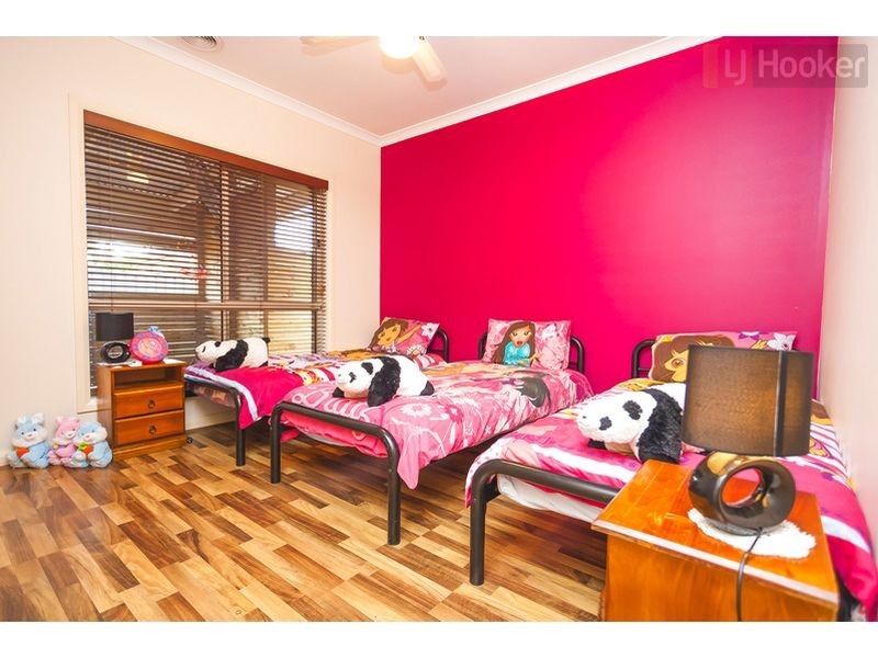 277 Waterview Blvd, Craigieburn VIC 3064