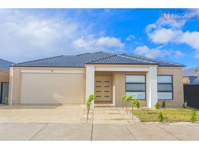 22 Groveton St, Craigieburn VIC 3064