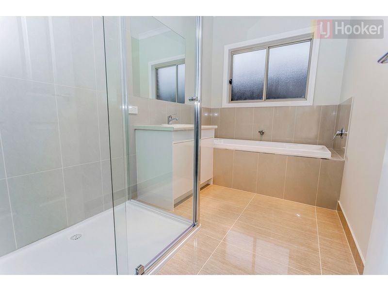 39 Evergreen Crescent, Craigieburn VIC 3064