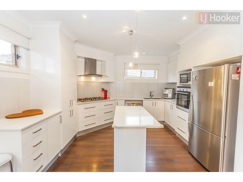 5 Garth Pl, Epping VIC 3076