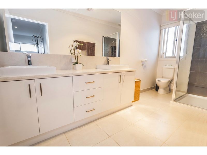 5 Garth Pl, Epping VIC 3076