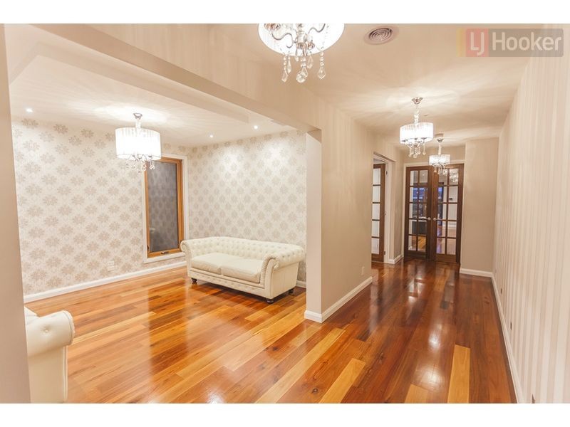 14 Allerton Way, Roxburgh Park VIC 3064