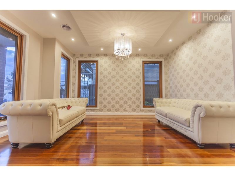 14 Allerton Way, Roxburgh Park VIC 3064