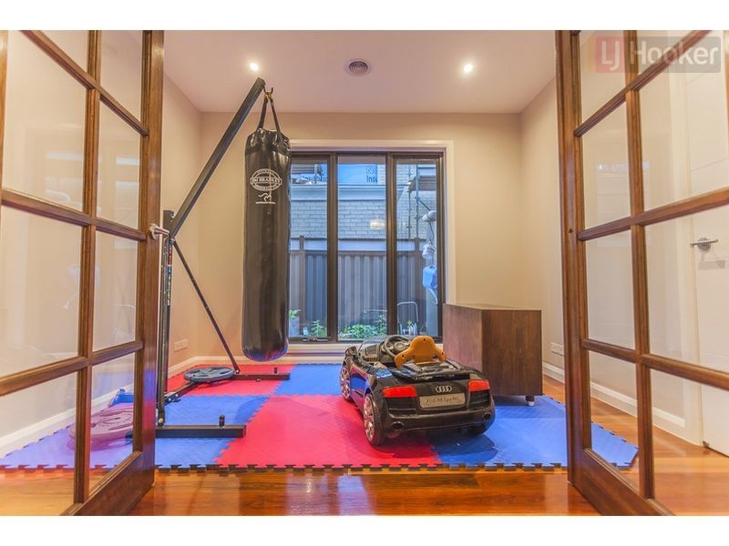 14 Allerton Way, Roxburgh Park VIC 3064