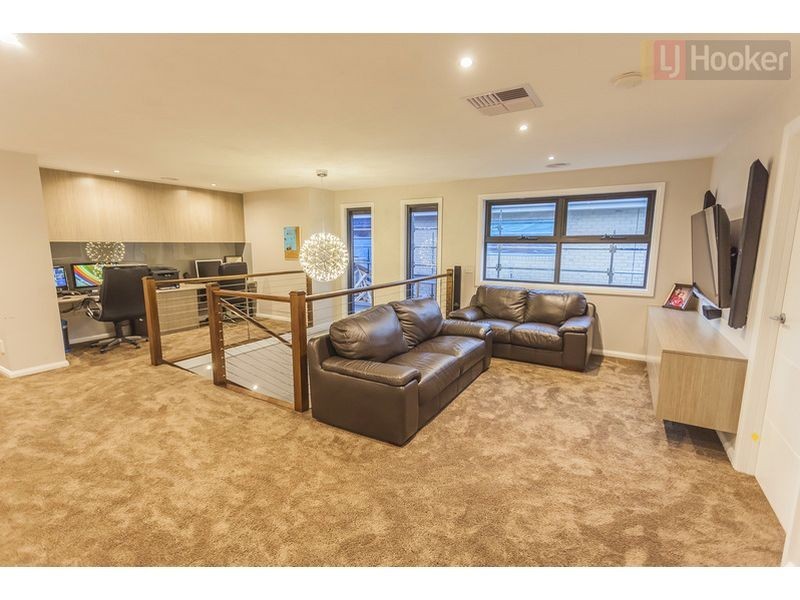 14 Allerton Way, Roxburgh Park VIC 3064