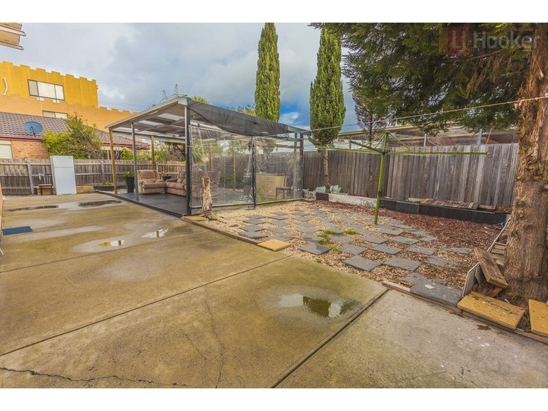 107 Donald Cameron Drive, Roxburgh Park VIC 3064