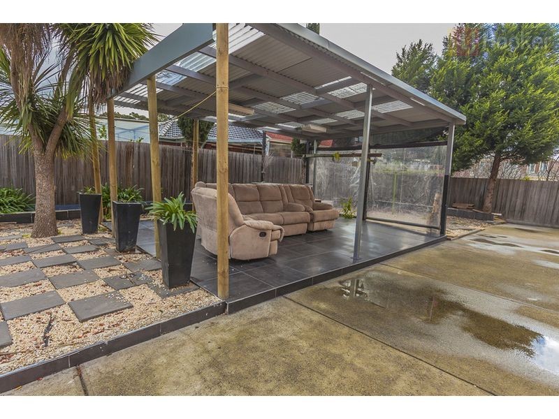 107 Donald Cameron Drive, Roxburgh Park VIC 3064
