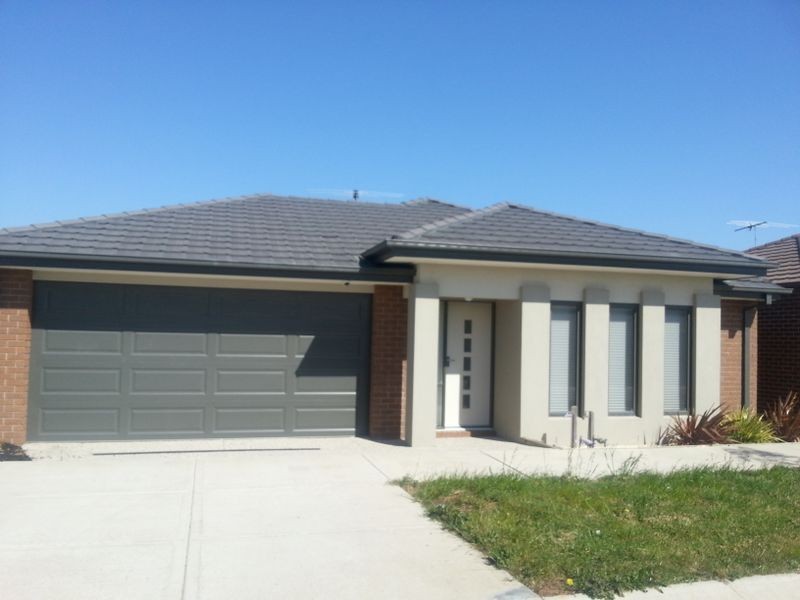 13 Thoresby Circuit, Craigieburn VIC 3064