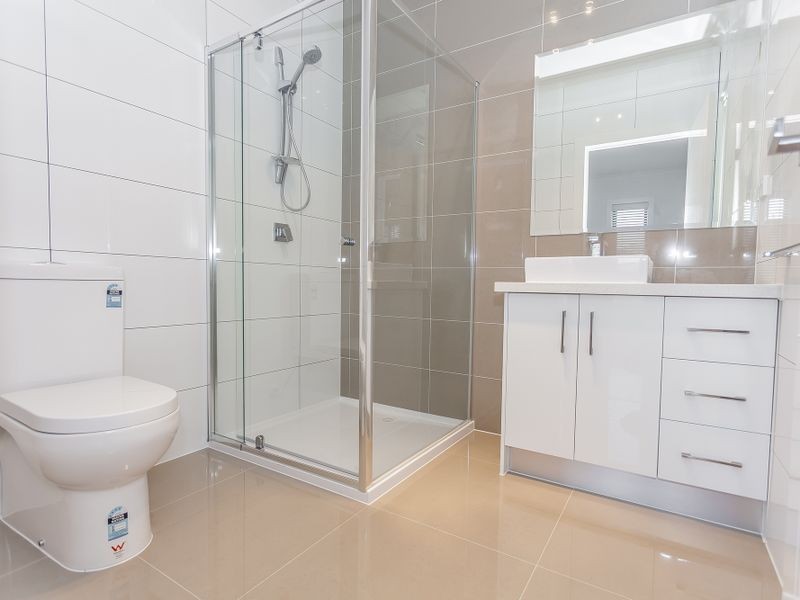 9 Massei Close, Roxburgh Park VIC 3064