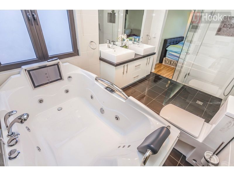 31 Mediterranean Way, Epping VIC 3076