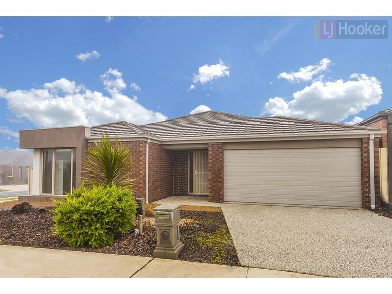 11 Cable Cct, Craigieburn VIC 3064