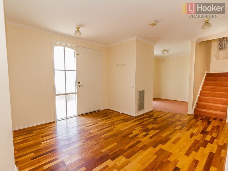 19 Lee St, Craigieburn VIC 3064