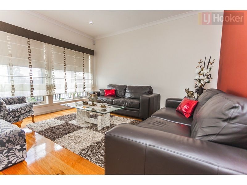 41 Mallard Cct, Craigieburn VIC 3064