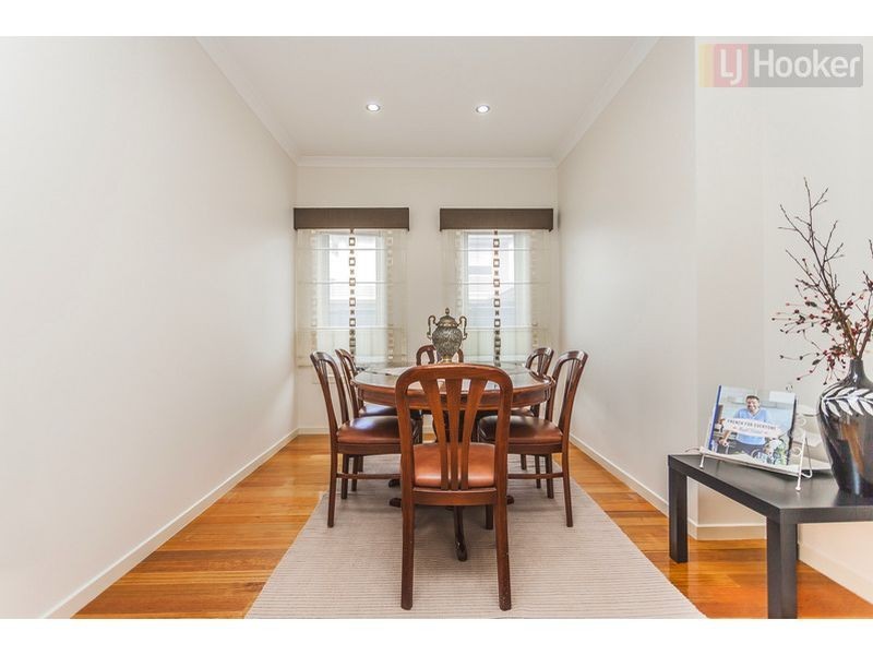 41 Mallard Cct, Craigieburn VIC 3064