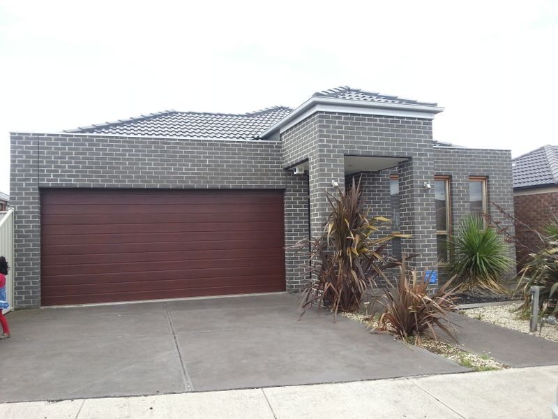 11 Pymble Gardens, Craigieburn VIC 3064