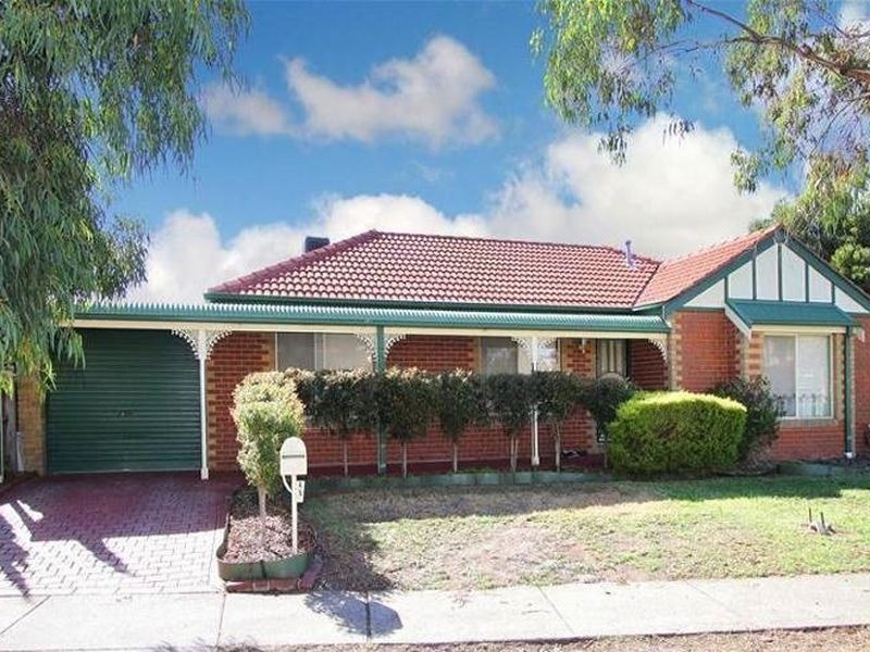 45 Lincolne Crescent, Roxburgh Park VIC 3064