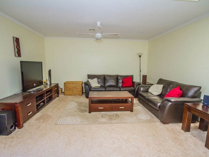 23 Clovelly Drive, Craigieburn VIC 3064