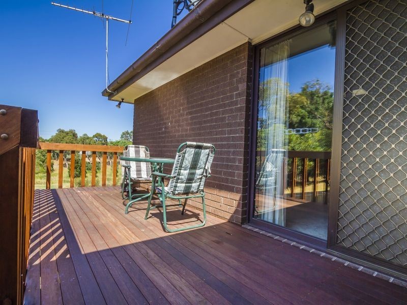 23 Clovelly Drive, Craigieburn VIC 3064