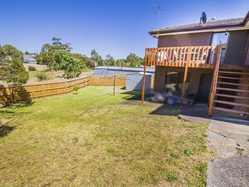 23 Clovelly Drive, Craigieburn VIC 3064