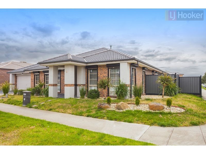 2 Wattletree Street, Craigieburn VIC 3064