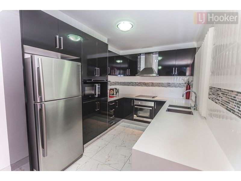 3 Bradworth St, Craigieburn VIC 3064