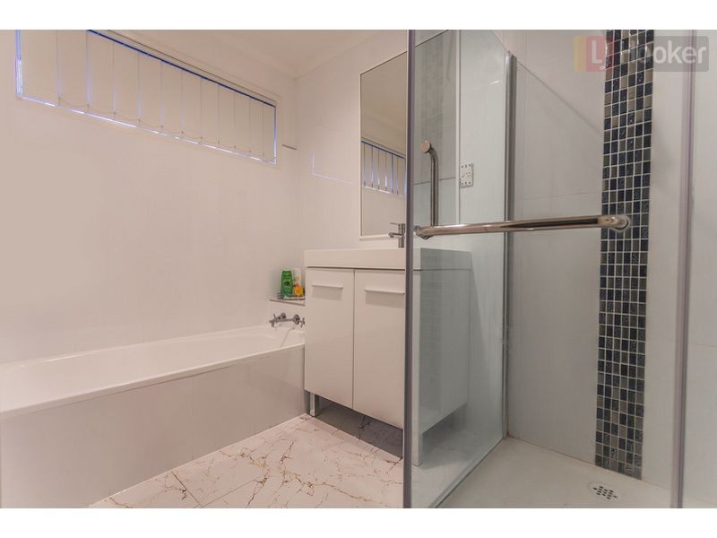 3 Bradworth St, Craigieburn VIC 3064