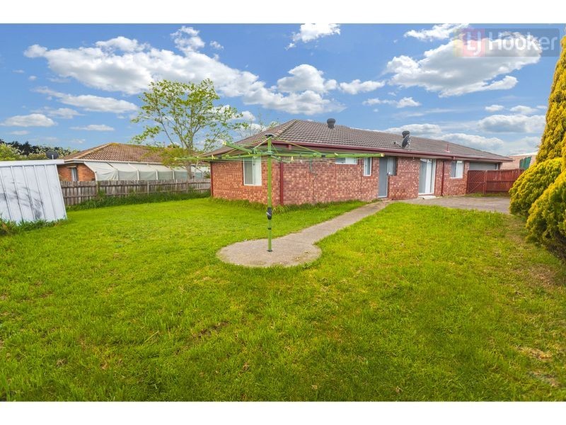 3 Bradworth St, Craigieburn VIC 3064