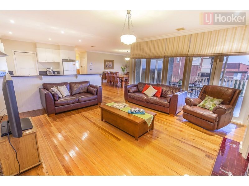 71 Parkside Rise, Craigieburn VIC 3064