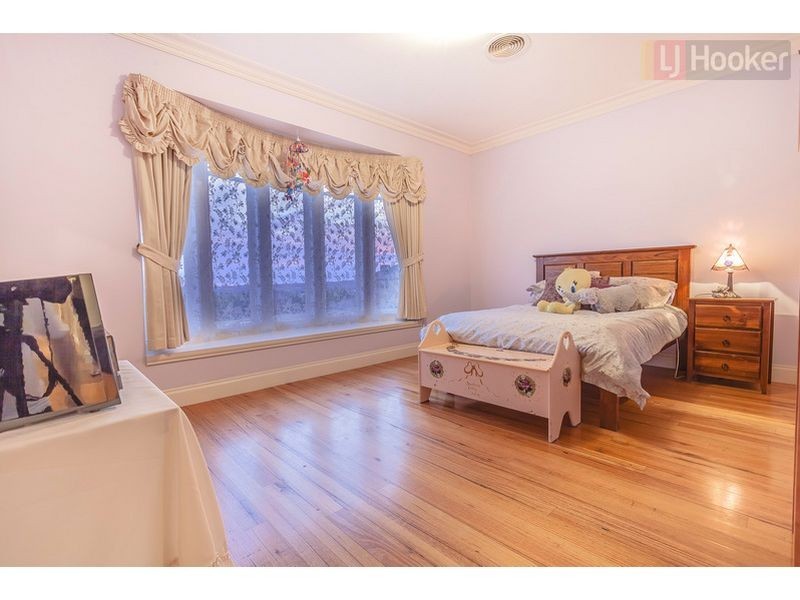 71 Parkside Rise, Craigieburn VIC 3064