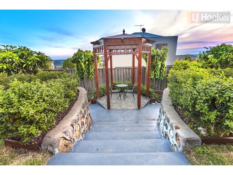 71 Parkside Rise, Craigieburn VIC 3064