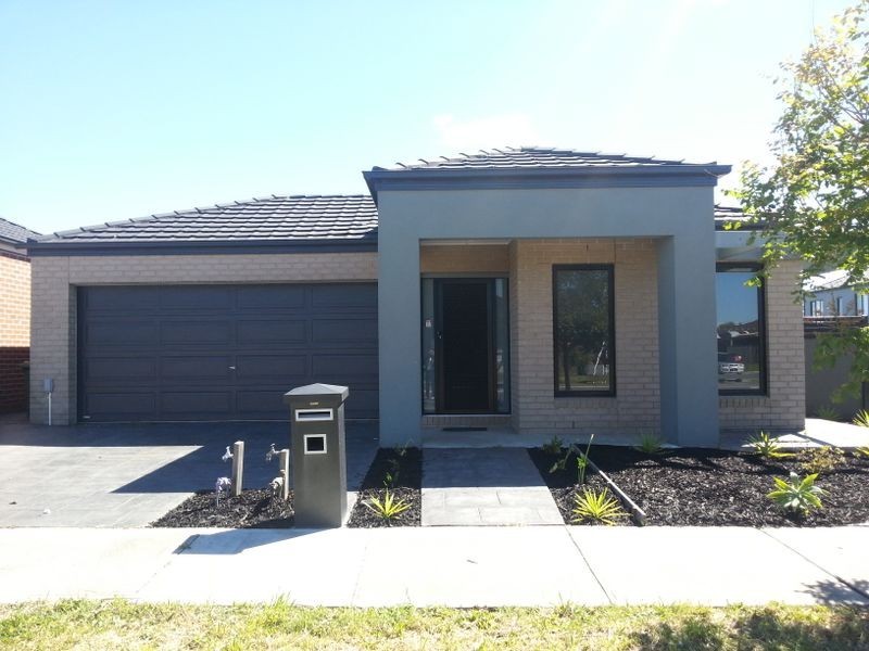 2 Kennet Way, Craigieburn VIC 3064