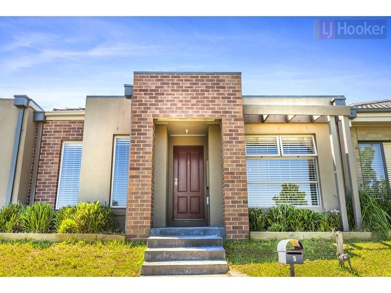 5 Yorkshire Terrace, Craigieburn VIC 3064