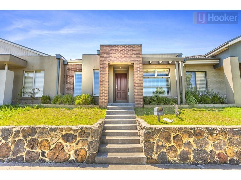 5 Yorkshire Terrace, Craigieburn VIC 3064