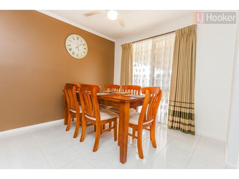 11 Abercarn Avenue, Craigieburn VIC 3064