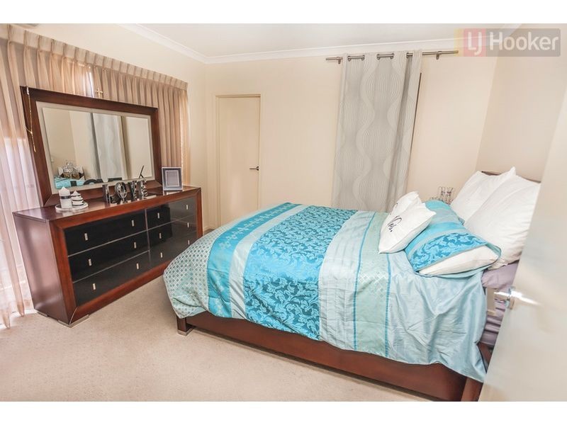 77 Newbury Blvd, Craigieburn VIC 3064