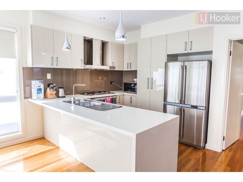 1 Freshwater Drive, Craigieburn VIC 3064