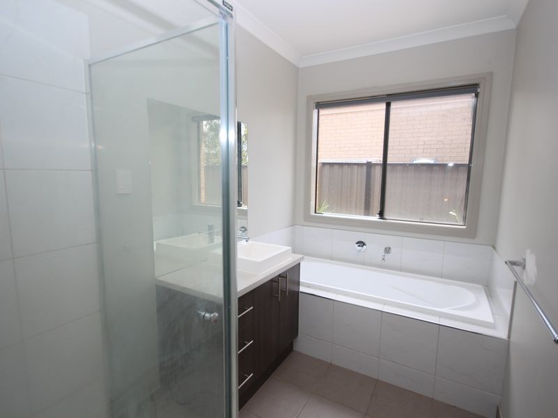 38 Domain Way, Craigieburn VIC 3064