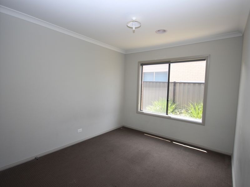 38 Domain Way, Craigieburn VIC 3064