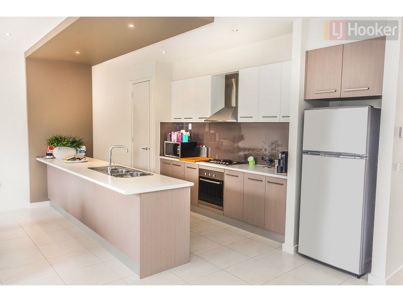 1 Grattan Cove, Craigieburn VIC 3064