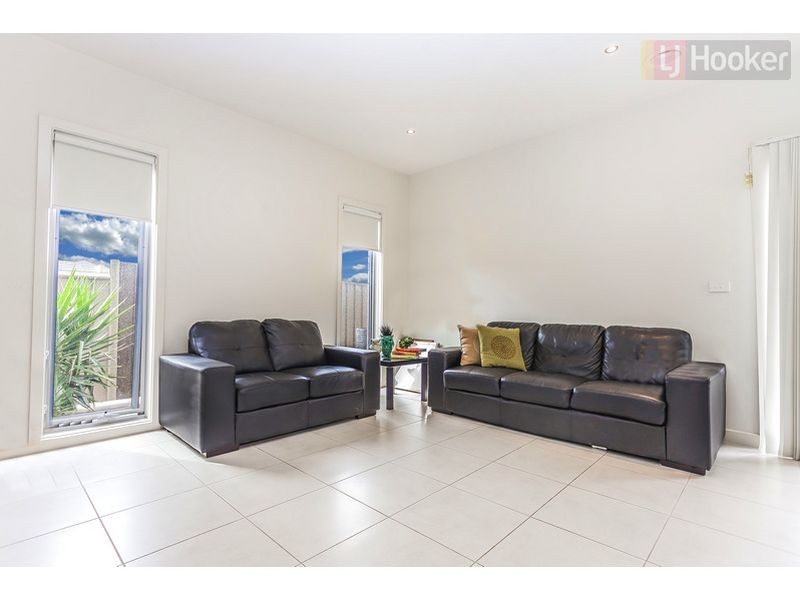 1 Grattan Cove, Craigieburn VIC 3064