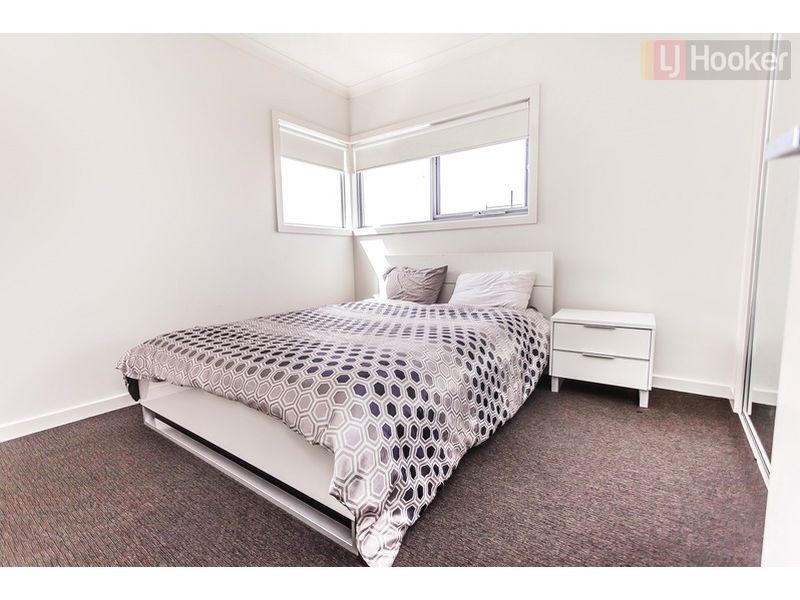 1 Grattan Cove, Craigieburn VIC 3064