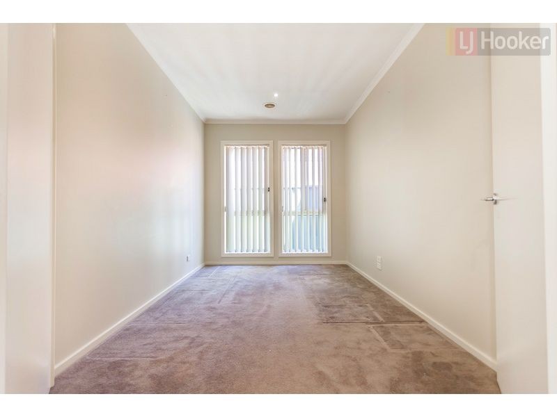 4 Studley Park Way, Craigieburn VIC 3064