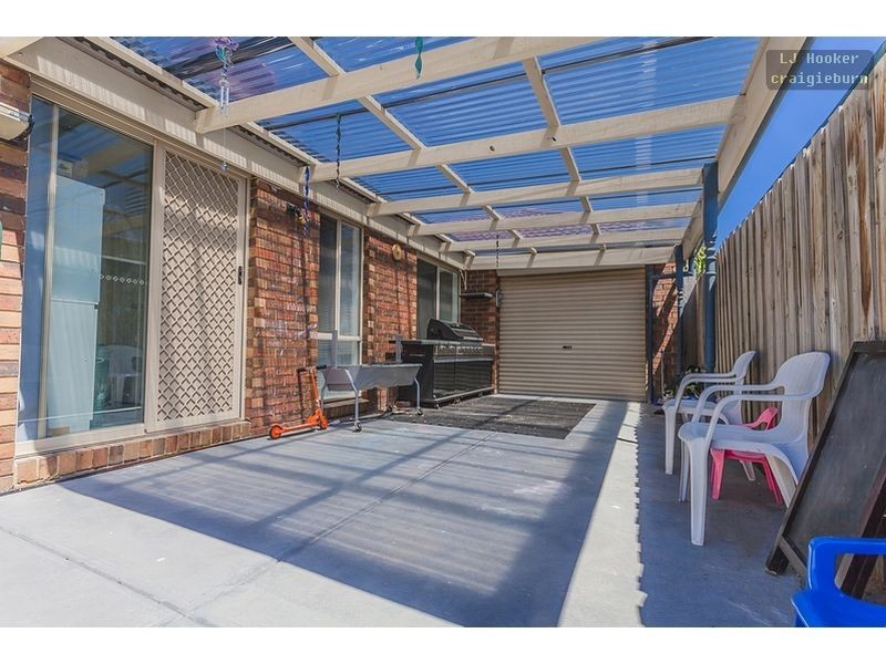 6 Crouch Court, Roxburgh Park VIC 3064