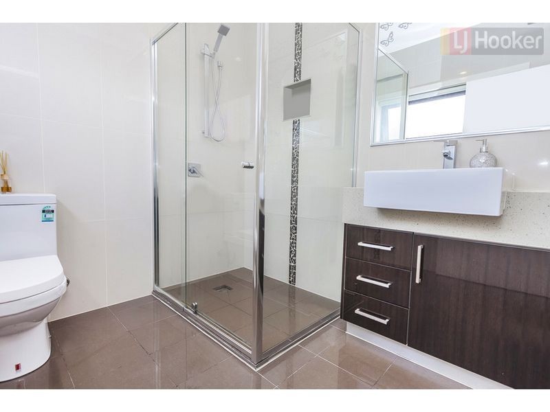 1 Wattletree Street, Craigieburn VIC 3064