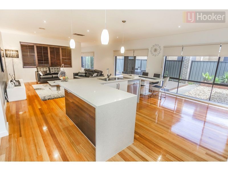 1 Wattletree Street, Craigieburn VIC 3064