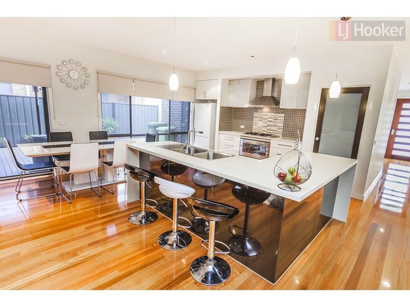 1 Wattletree Street, Craigieburn VIC 3064