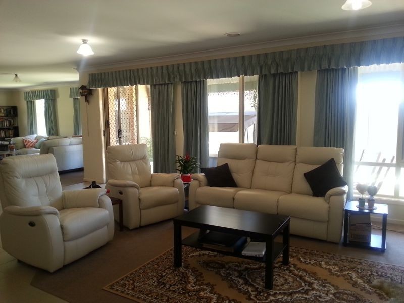 20 Gippsland Way, Craigieburn VIC 3064