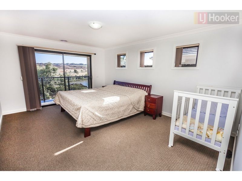 3 Freshwater Drive, Craigieburn VIC 3064