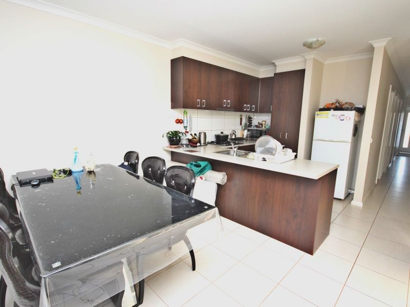 29 Furlong St, Craigieburn VIC 3064